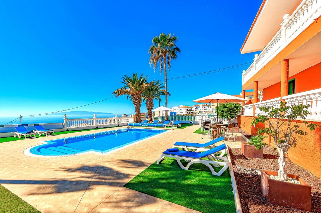 Villa Raquel With Private Pool And Sea View Los Menores Exterior photo